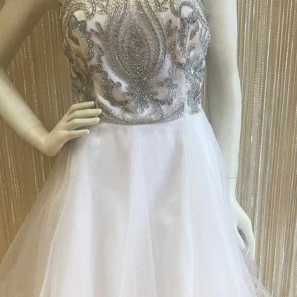 SHORT WHITE HALTER NECK RACERBACK DRESS - Picture 6 of 7